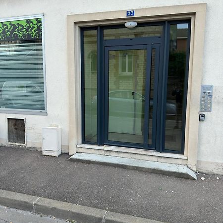 Appart- Hotel Love Room Yschool Troyes Exterior photo