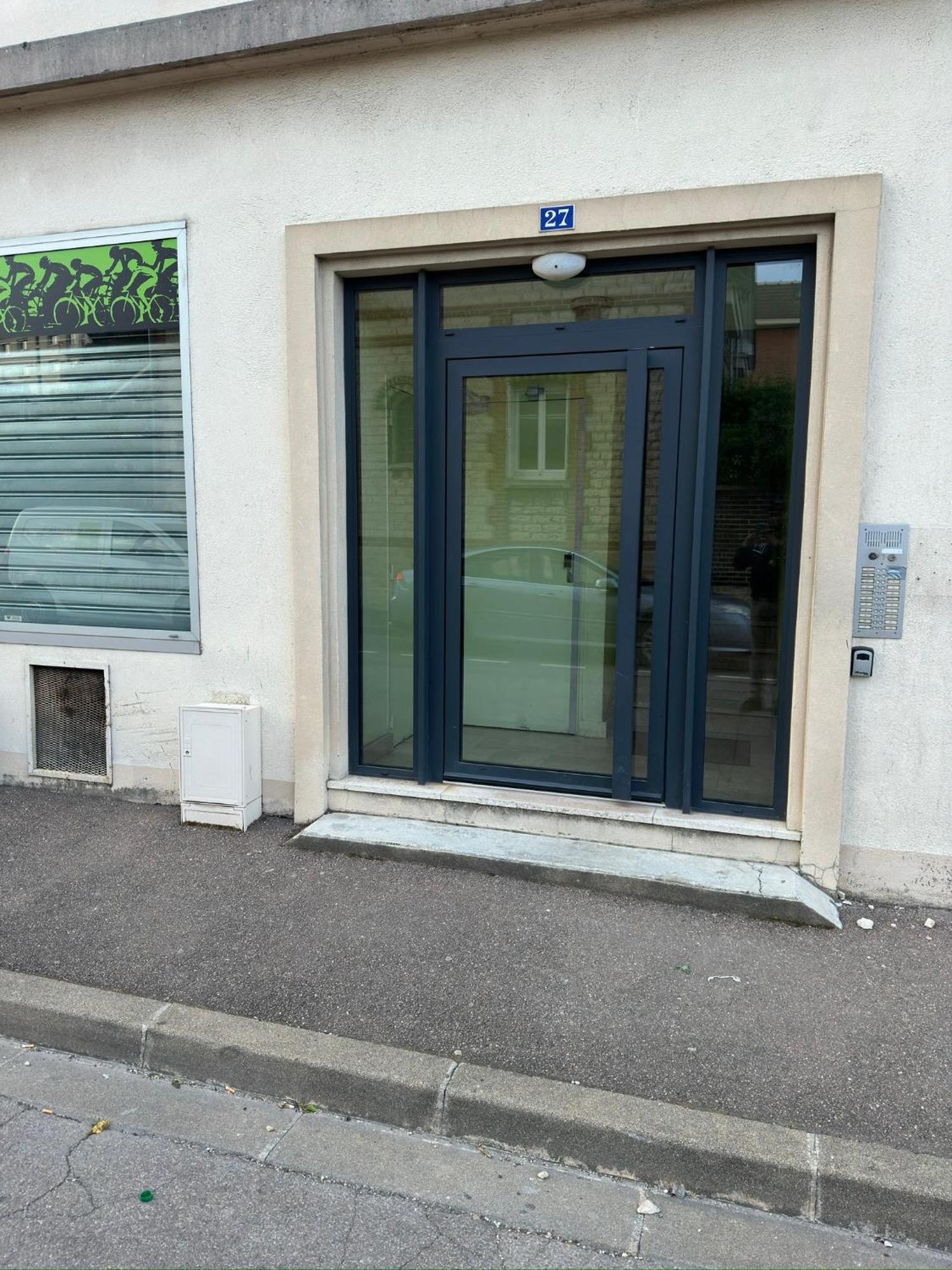 Appart- Hotel Love Room Yschool Troyes Exterior photo